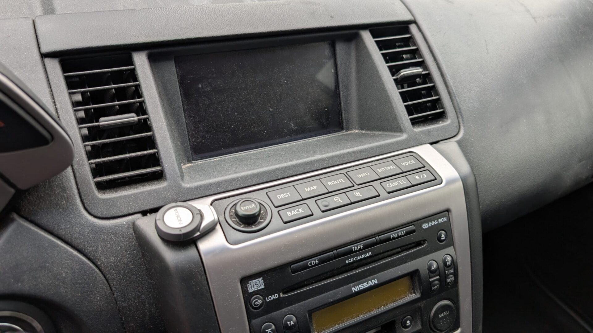 Nissan Murano 2004–2008 service indicator reset menu on display