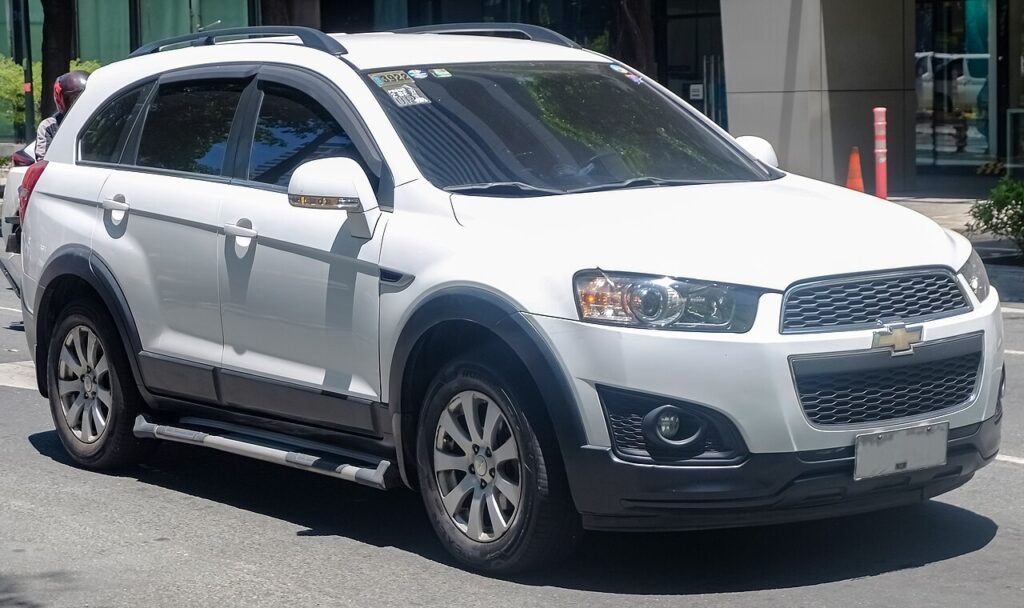 Chevrolet Captiva — the vehicle covered in this reset guide.