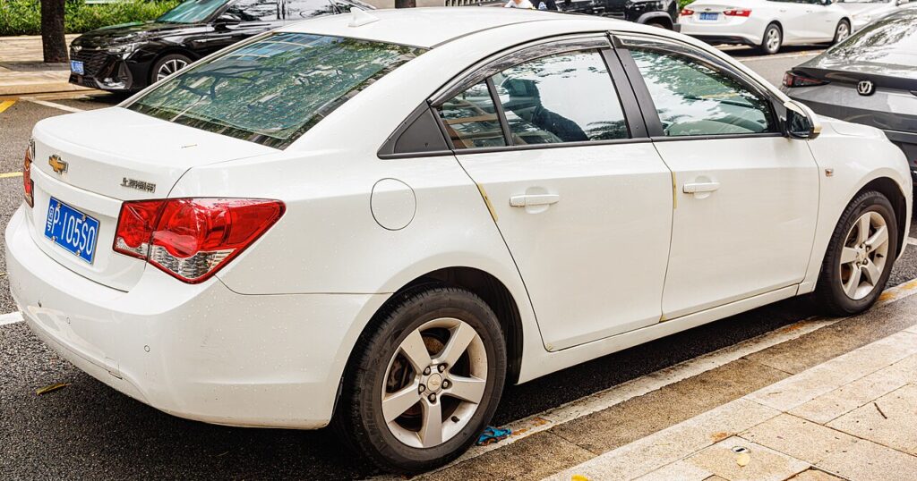 Chevrolet Cruze Mk1 — the vehicle covered in this reset guide.