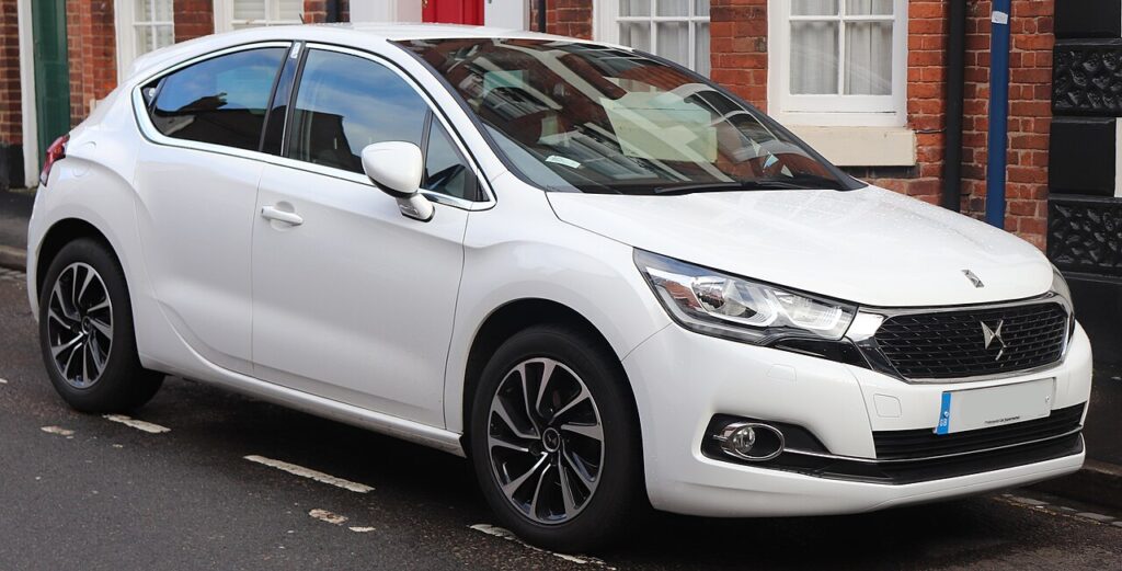 DS 4 Mk1 — the vehicle covered in this reset guide.