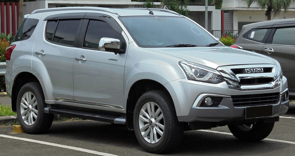 Isuzu MU-X Mk1 — the vehicle covered in this guide.