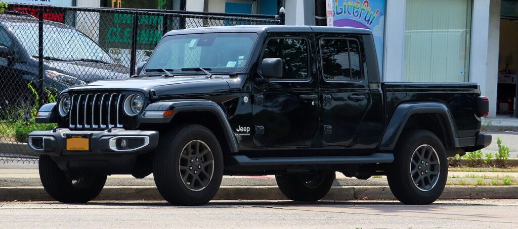Jeep Gladiator Mk1 — the vehicle covered in this reset guide.