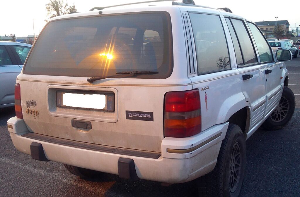 Jeep Grand Cherokee Mk1 — the vehicle covered in this guide.