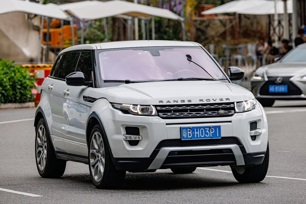 Land Rover Range Rover Evoque Mk1 — the vehicle covered in this reset guide.