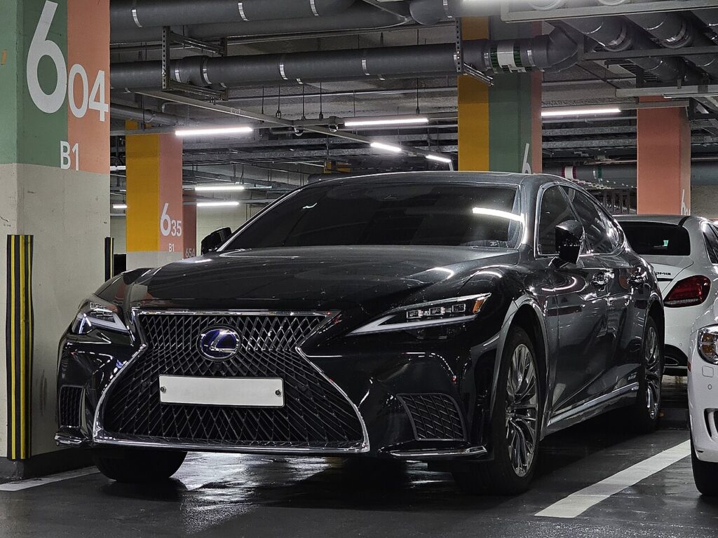 Lexus LS Mk5 — the vehicle covered in this reset guide.