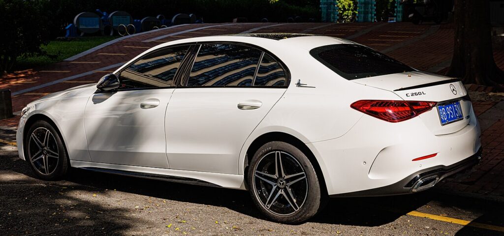 Mercedes C-Class Mk5 — the vehicle covered in this reset guide.