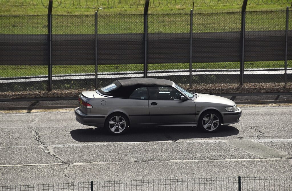 Saab 9-3 — the vehicle covered in this reset guide.