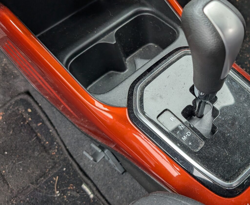 Suzuki Ignis AGS automatic gear selector