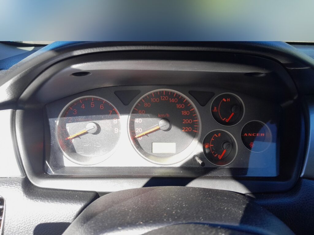 Mitsubishi Lancer Mk7 (CS) instrument cluster.