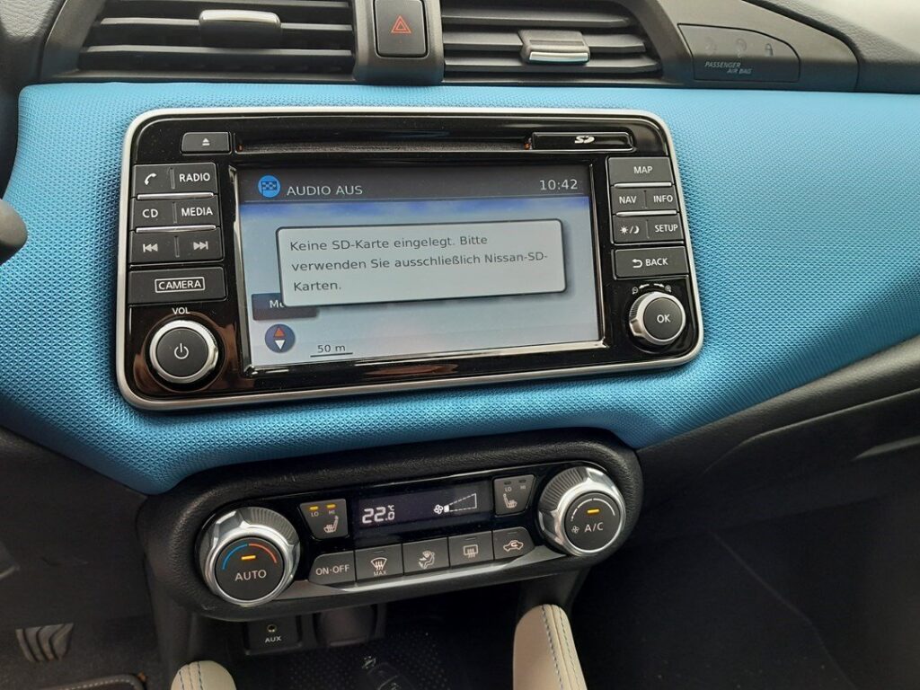 Nissan Micra K14 infotainment head unit