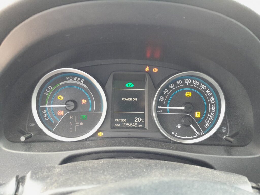 Toyota Auris E180 hybrid instrument cluster