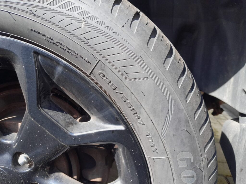 Tyre sidewall showing speed rating Y on a 225/55 R17 101Y tyre