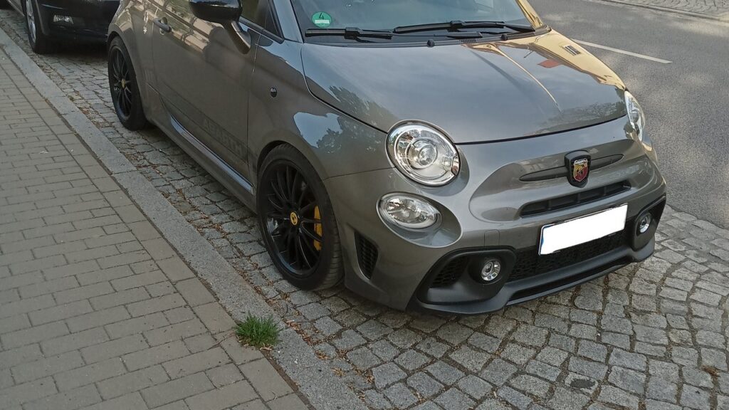 Abarth 595 / 695 312 2008-2022 exterior