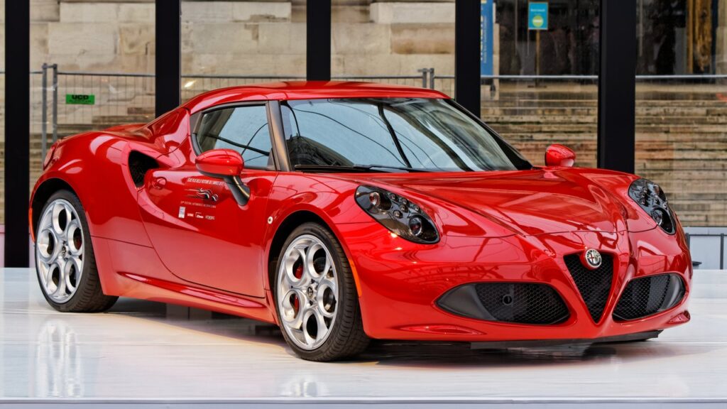 Alfa Romeo 4C Mk1 (960) 2014-2018 exterior