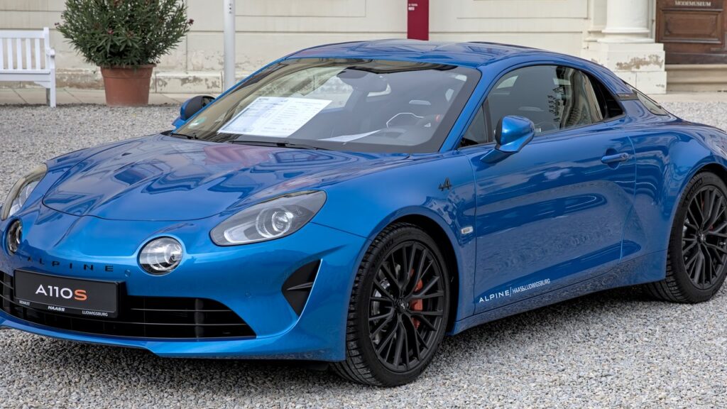 Alpine A110 (2018-2024) exterior