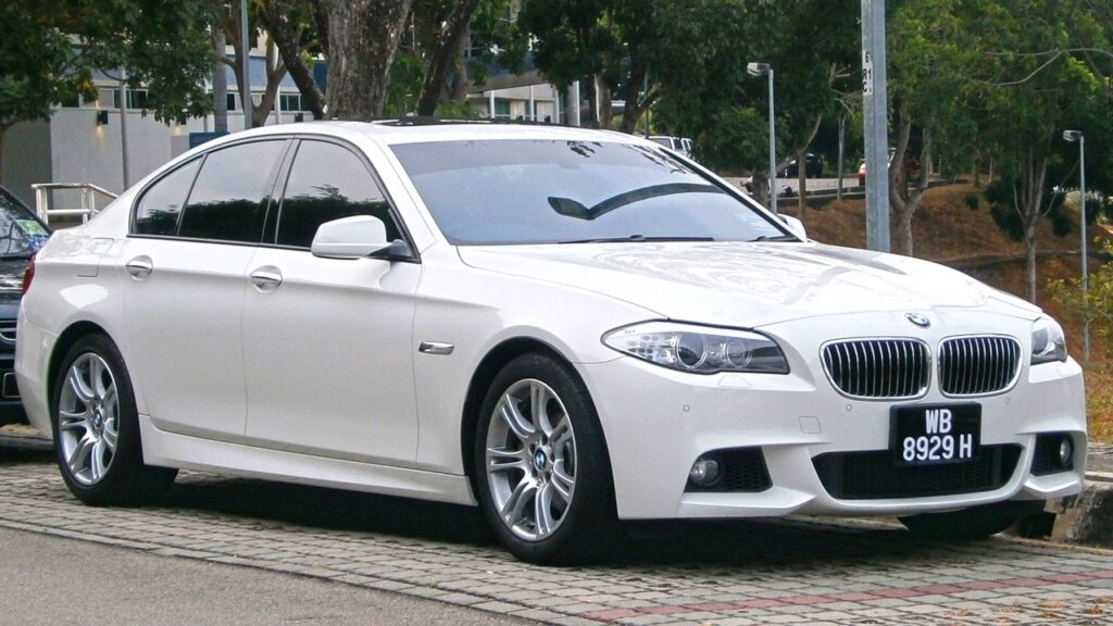 BMW 5 Series Mk6 (F10/F11/F18) 2010-2017 exterior