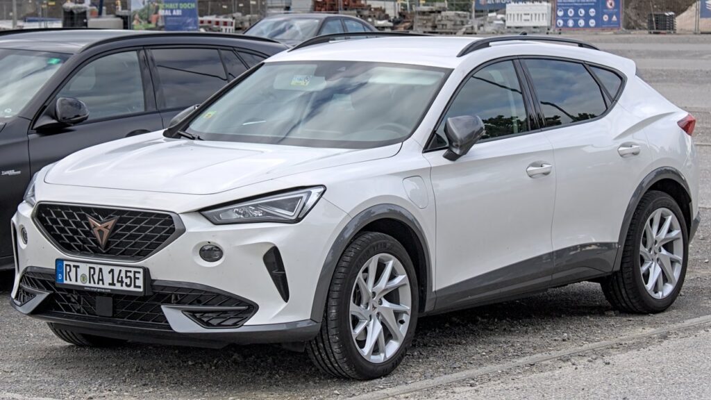 Cupra Formentor Mk1 (KM) 2020-present exterior