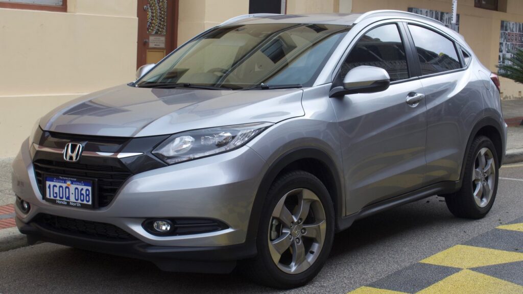 Honda HR-V Mk2 (RU) 2015-2022 exterior