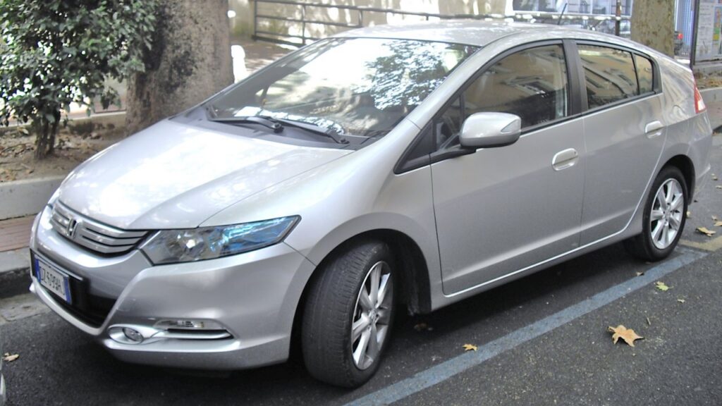 Honda Insight Mk2 (ZE2) 2009-2014 exterior