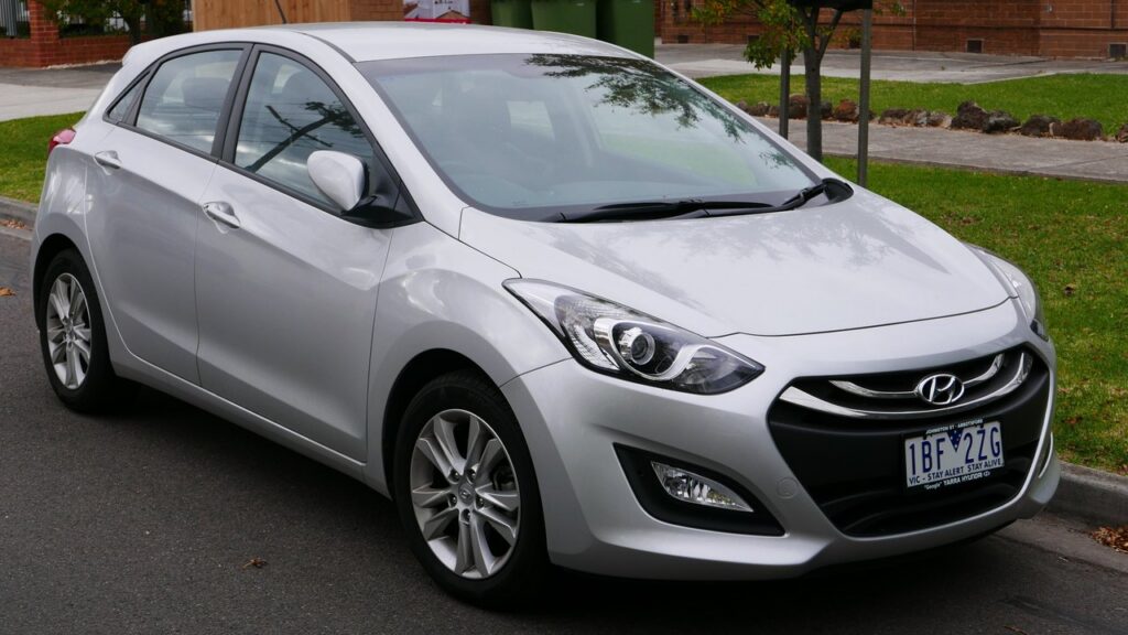 Hyundai i30 Mk2 (GD) 2012-2017 exterior