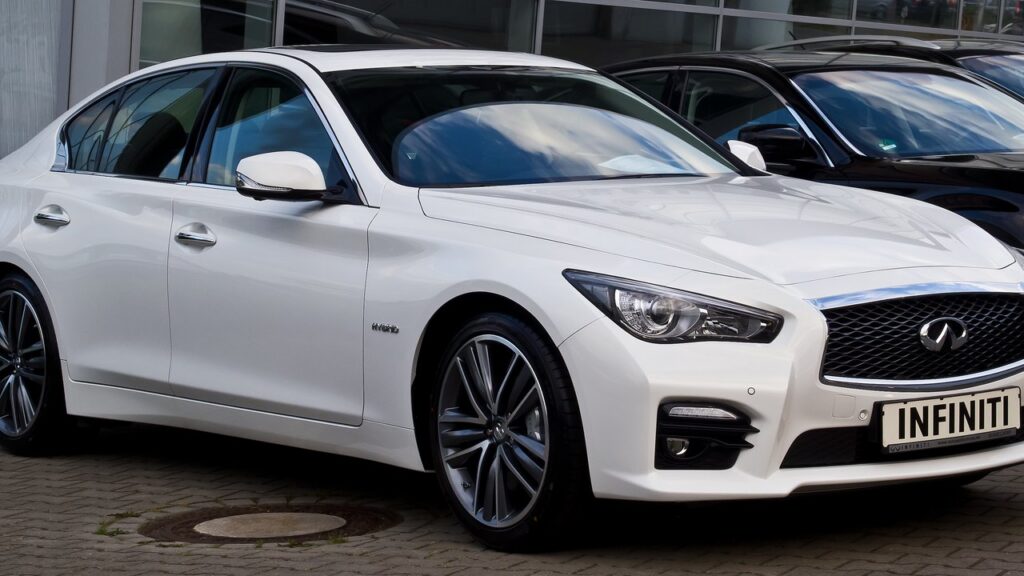 Infiniti Q50 (V37) 2013-2023 exterior
