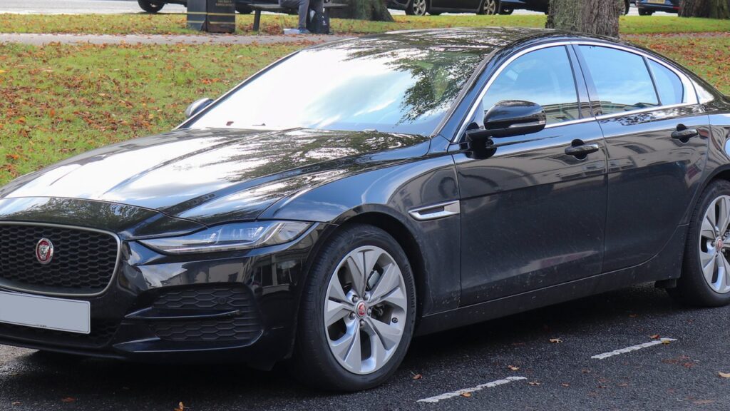 Jaguar XE Mk1 (X760) 2015-Present exterior