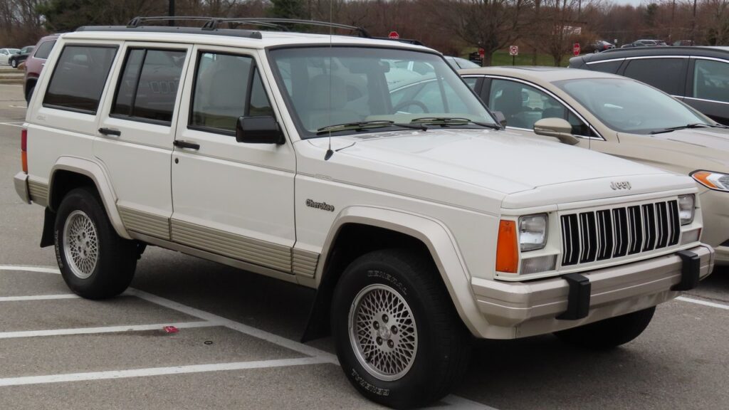 Jeep Cherokee Mk2 (XJ) 1991-2001 exterior