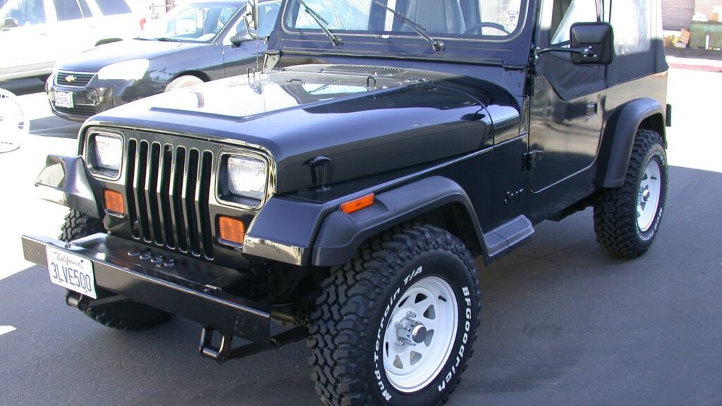 Jeep Wrangler Mk1 (YJ) 1991-1996 exterior