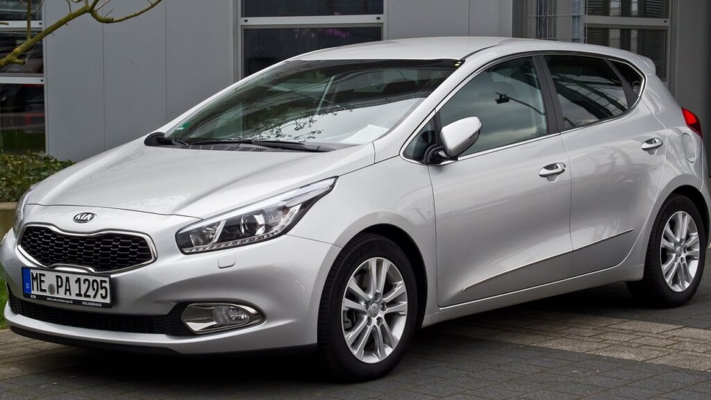 Kia Ceed Mk2 (JD) 2012-2018 exterior