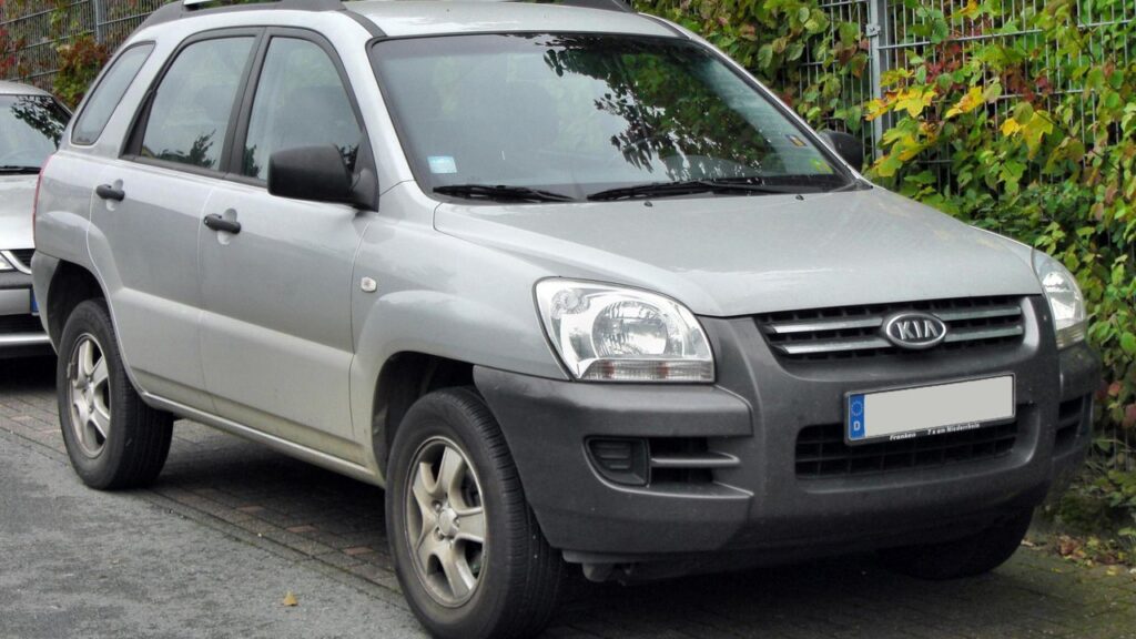 Kia Sportage Mk2 (JE/KM) 2004-2010 exterior