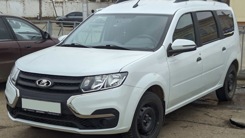 Lada Largus (R90) 2012-2024 exterior