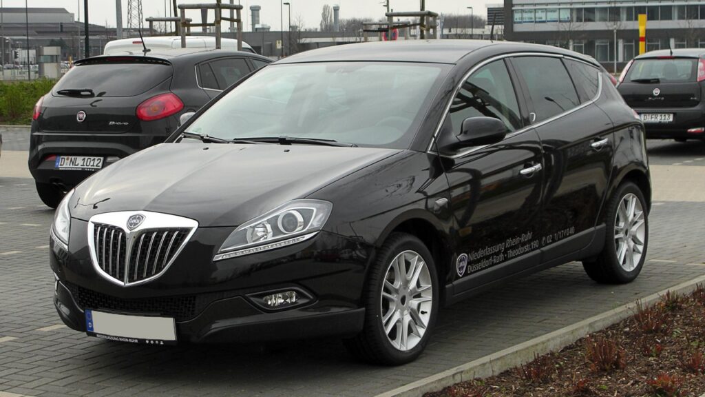 Lancia Delta Mk3 (844) 2008-2014 exterior