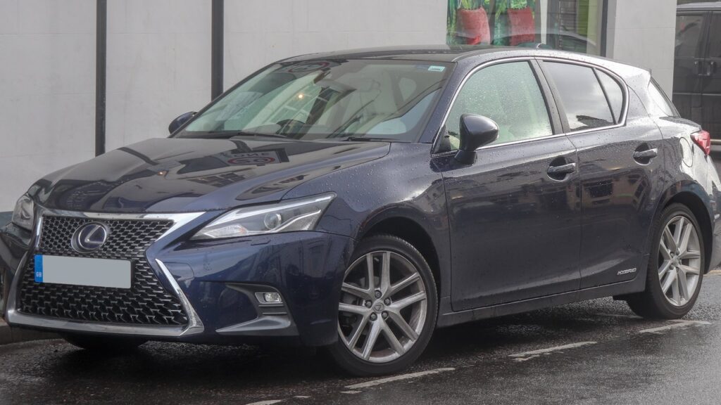Lexus CT Mk1 (ZWA10) 2011-2022 exterior