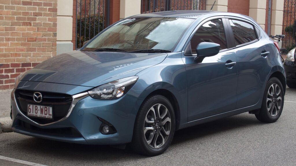Mazda 2 Mk3 (DJ/DL) 2015-2022 exterior