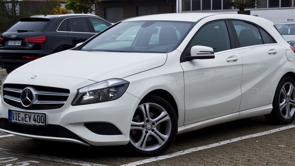 Mercedes A-Class Mk3 (W176) 2012-2018 exterior