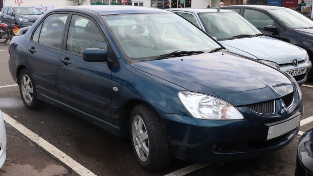 Mitsubishi Lancer Mk7 (CS) 2003-2008 exterior