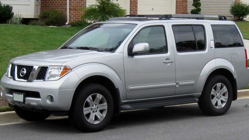 Nissan Pathfinder Mk3 (R51) 2005-2012 exterior