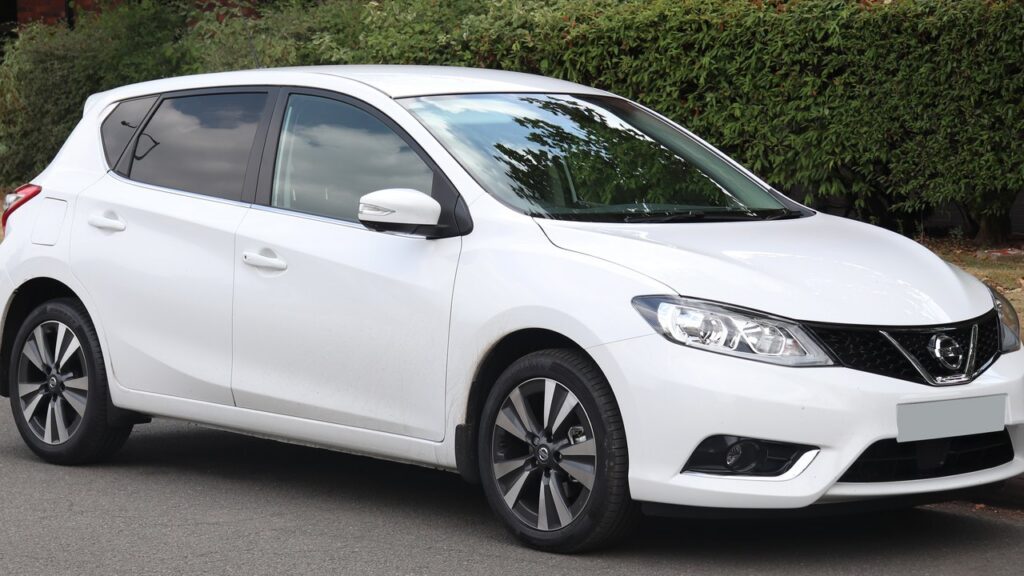 Nissan Pulsar Mk1 (C13) 2014-2018 exterior