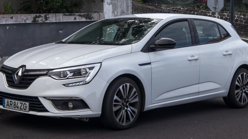 Renault Megane Mk4 (XFB) 2016-2022 exterior