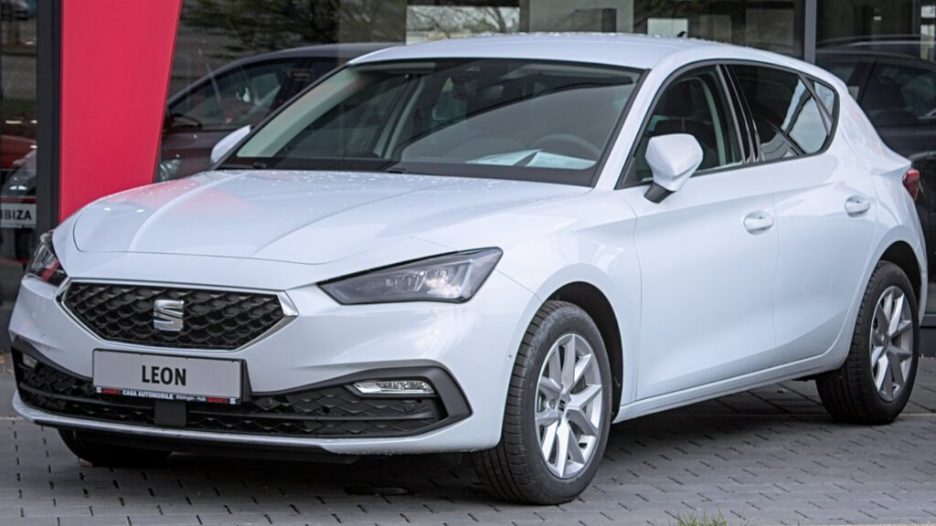 SEAT Leon Mk4 (KL) 2020-present exterior