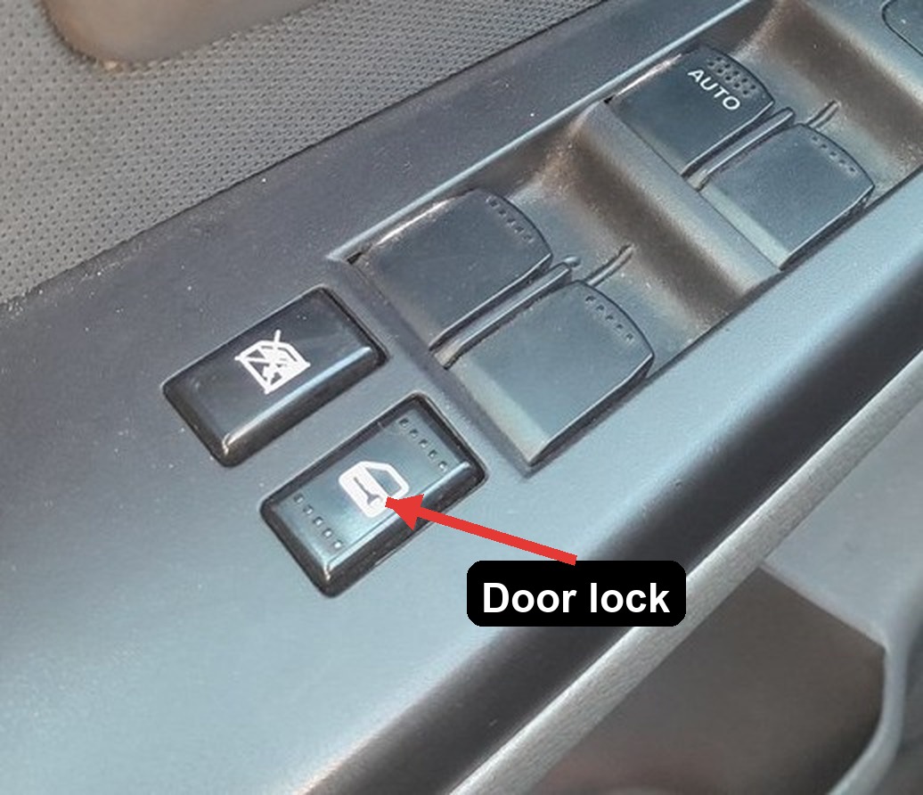 Suzuki SX4 driver door lock switch used for remote programming