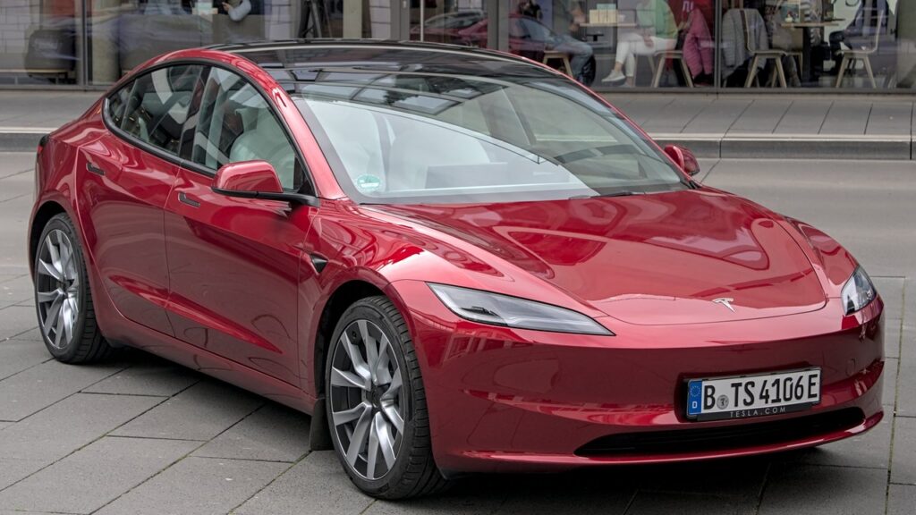 Tesla Model 3 (2017-2024) exterior