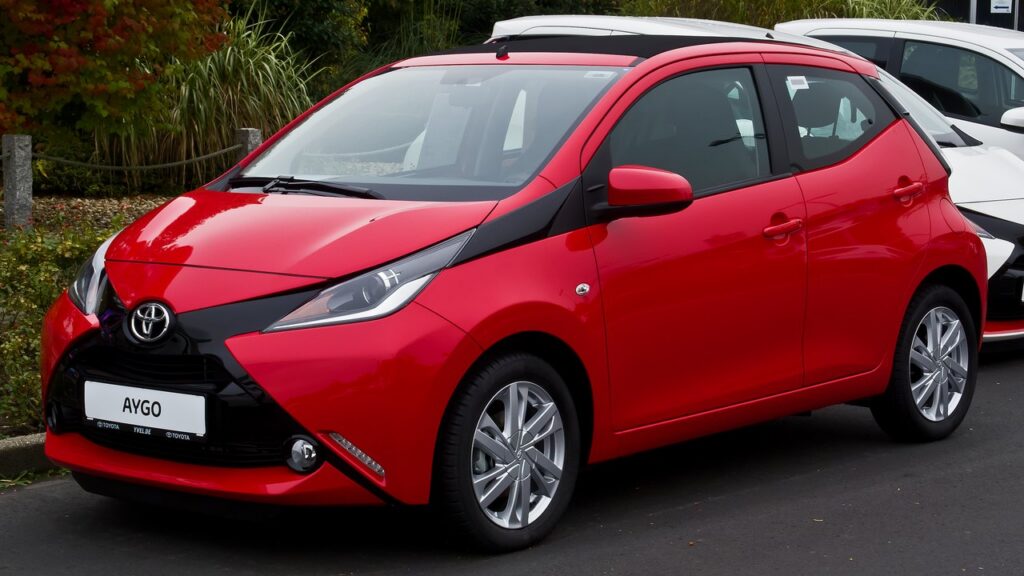 Toyota Aygo Mk2 (B40) 2014-2021 exterior