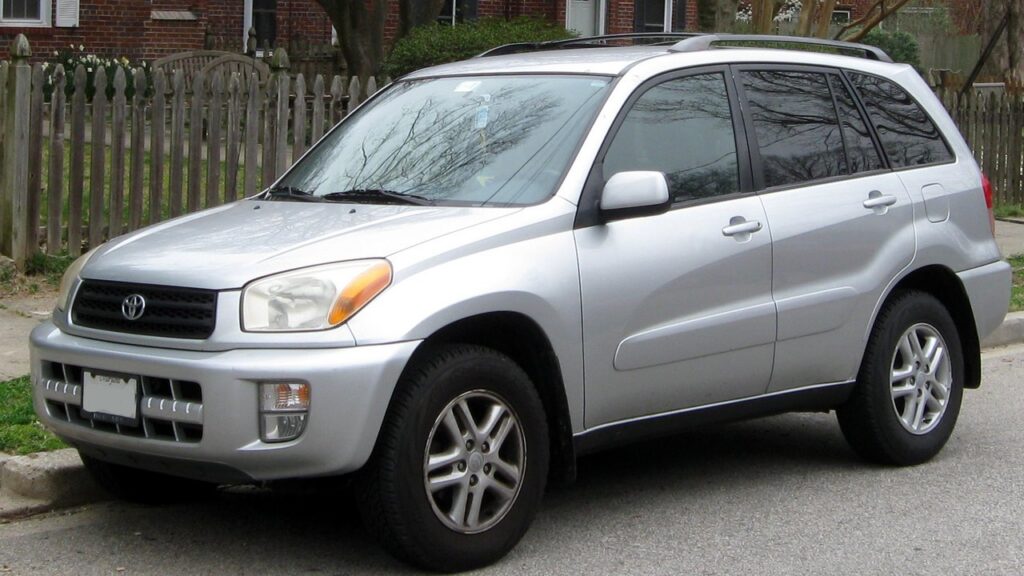 Toyota RAV4 Mk2 (XA20) 2000-2005 exterior