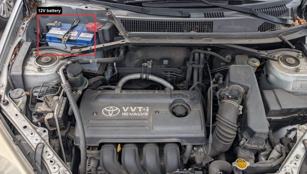 Toyota RAV4 XA20 12V battery in the engine bay