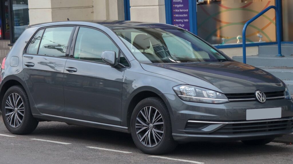 Volkswagen Golf Mk7 (5G) 2012-2020 exterior