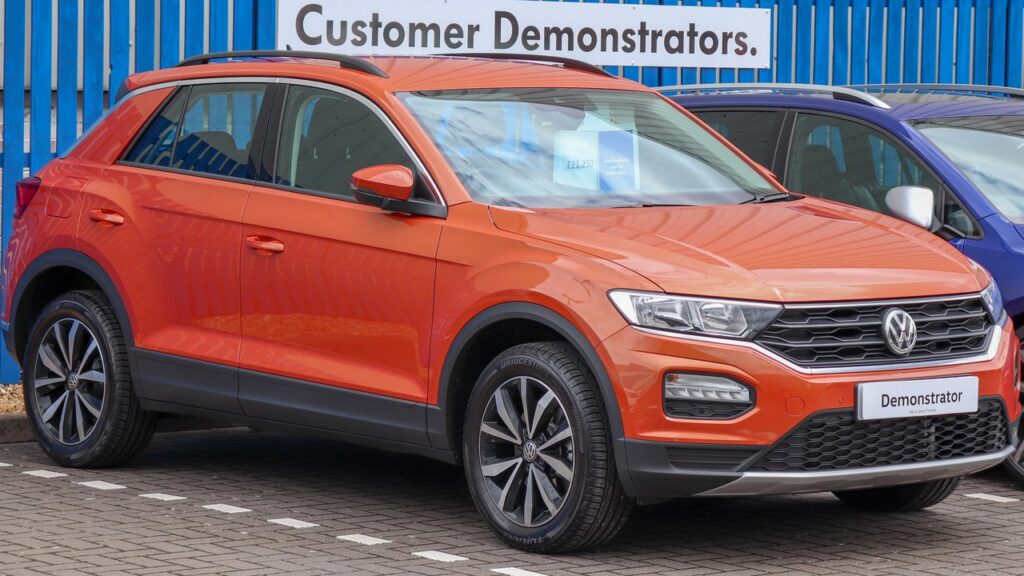 Volkswagen T-Roc Mk1 (A11) 2018-Present exterior