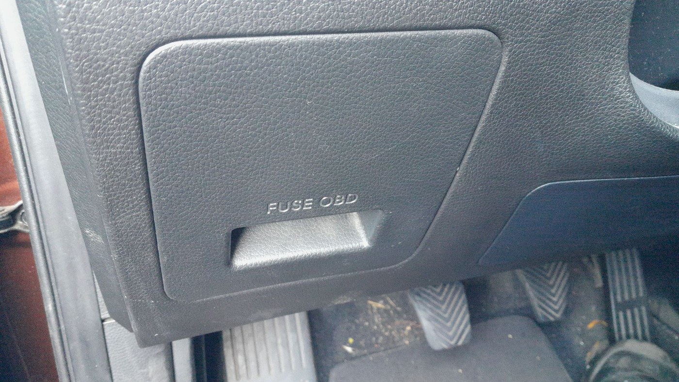 OBD-II port location on a Hyundai i30 (GD, 2012-2017)