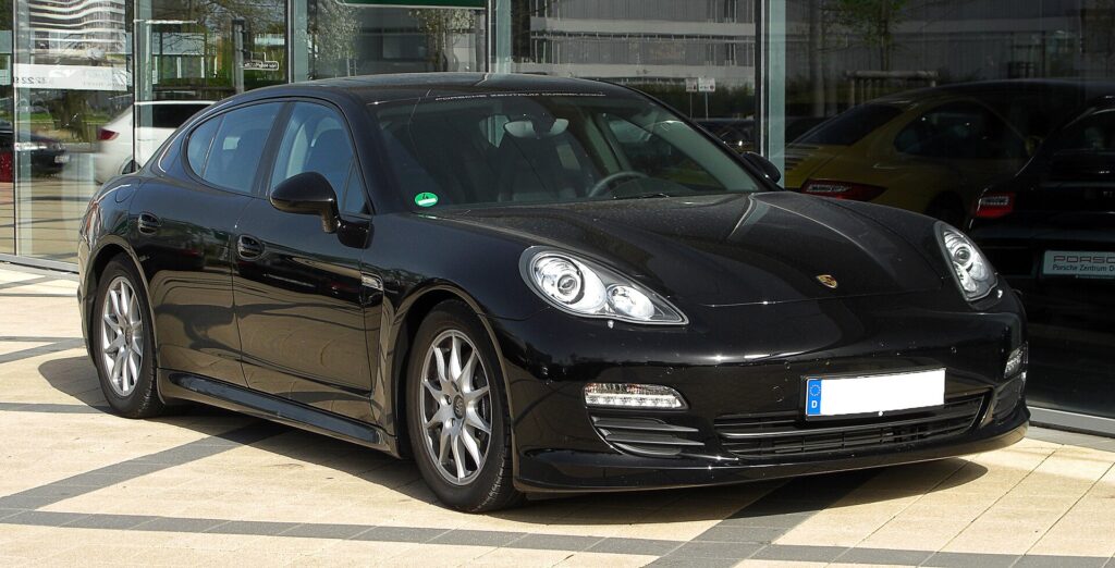 Porsche Panamera Mk1 (970) 2009-2016 exterior