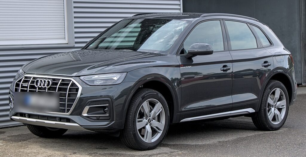 Audi Q5 Mk2 (FY/80A) 2017-Present exterior